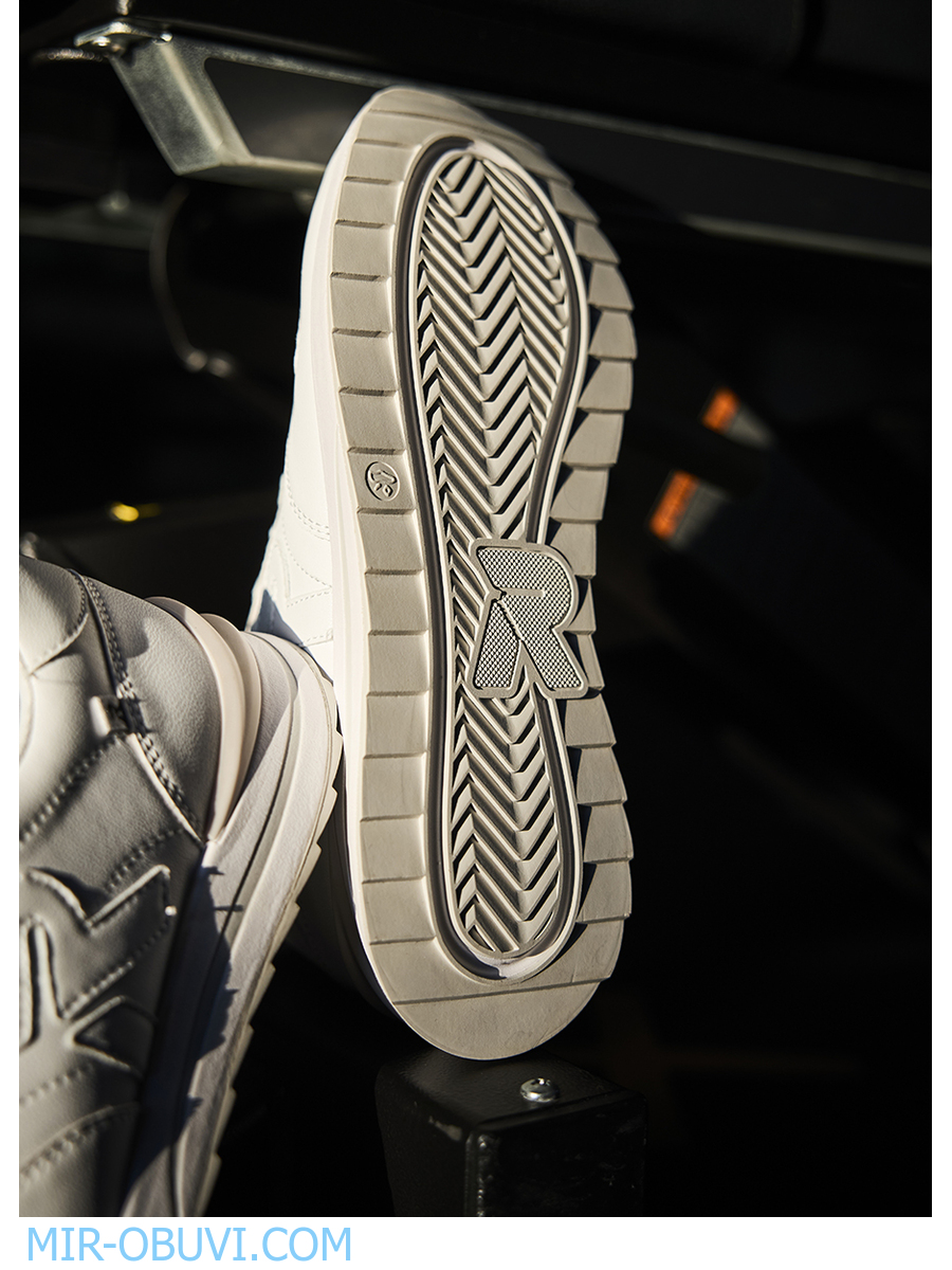 Ƴ���� ������� ������� Rieker Evolution. ��� 16.